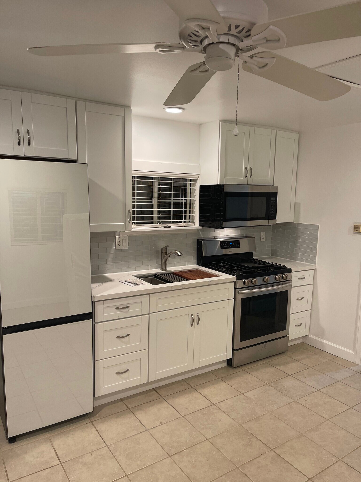 Full Kitchen - 7330 Yarmouth Ave