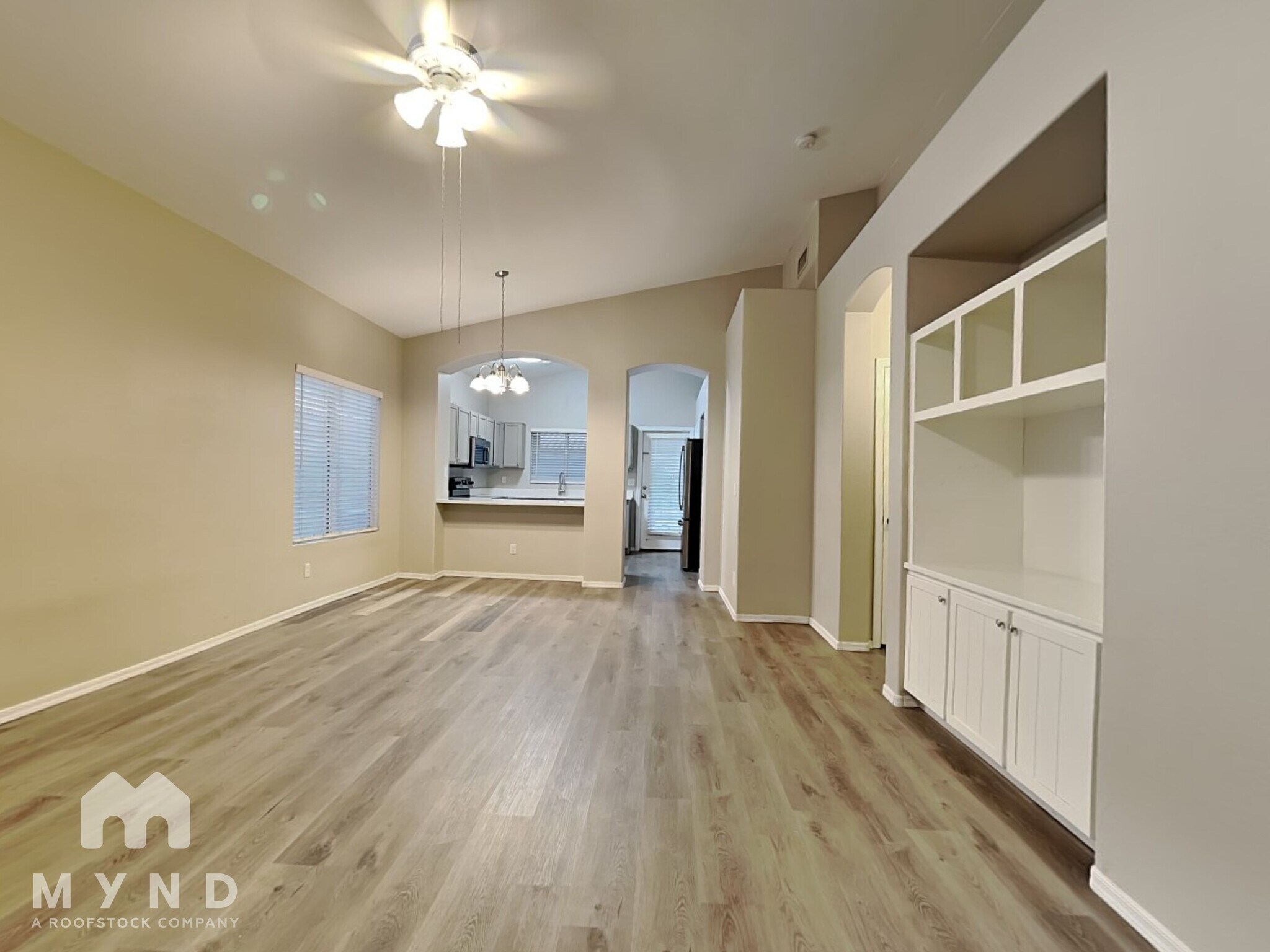 Building Photo - 2607 S 156th Ave