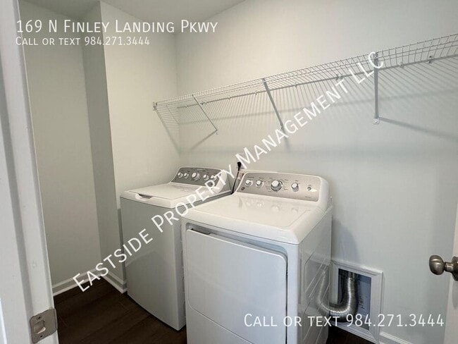 Building Photo - 169 S Finley Lndg Pkwy