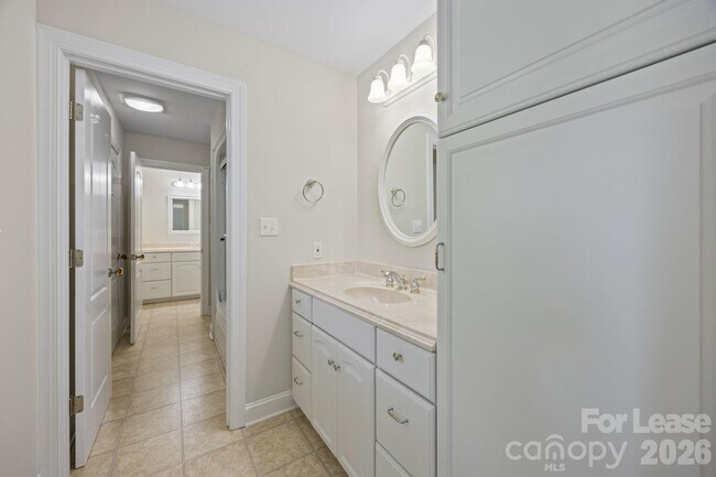 Building Photo - 5109 McCallum Mdws Dr