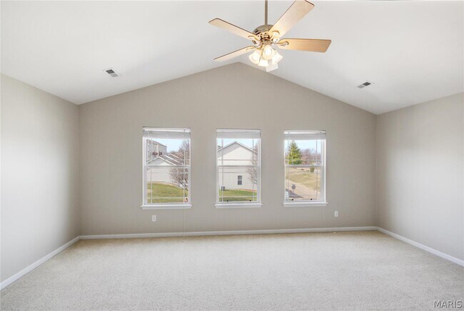 Building Photo - 400 Willott Square Dr