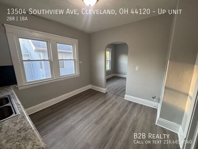 Building Photo - 13504 Southview Ave