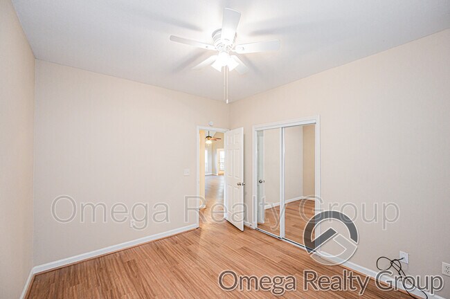 Building Photo - 205 Stonehaven Trace