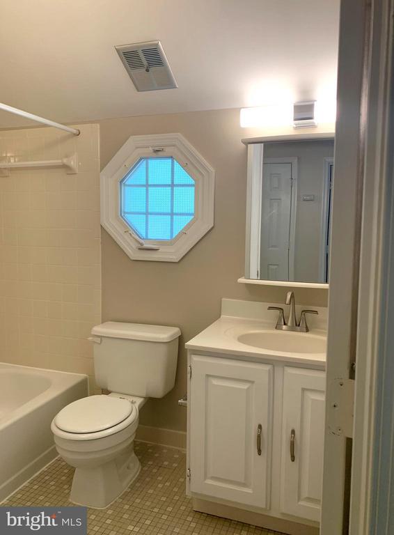 Building Photo - 5606 Light Infantry Dr