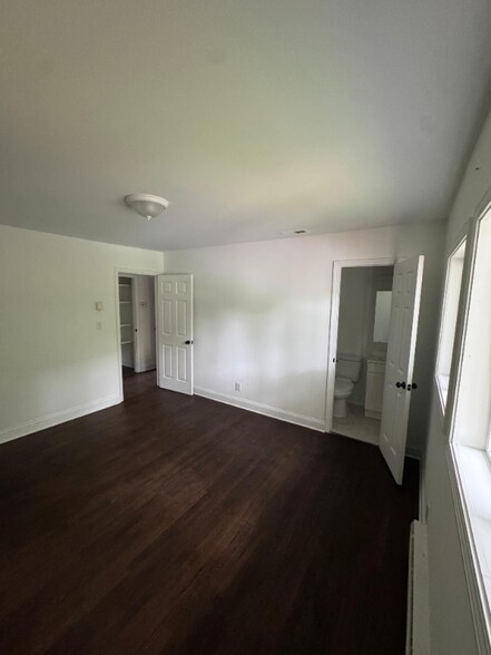 Building Photo - 6415 Hidden Forest Dr