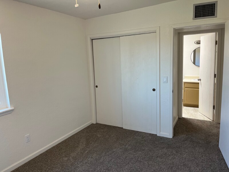 Building Photo - 1936 Paseo De La Luna