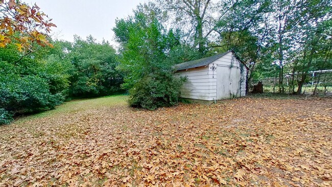 Building Photo - 1506 Pendleton Rd