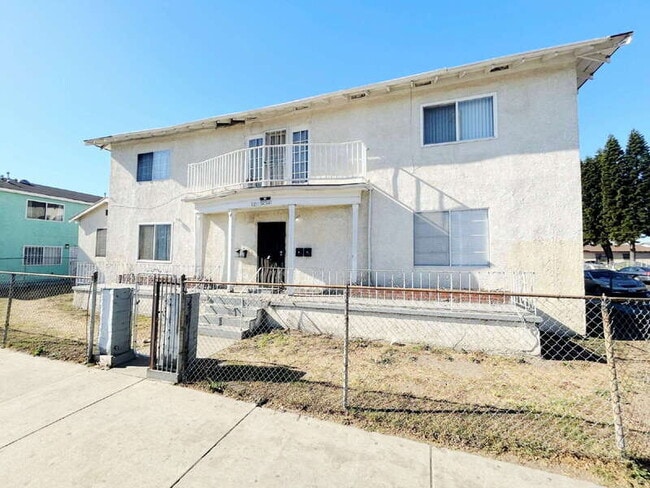 Building Photo - 8251 San Pedro St