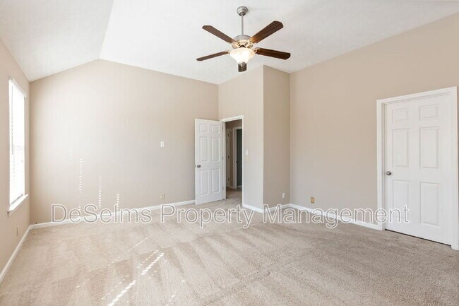 Building Photo - 236 Burgandy Hill Rd