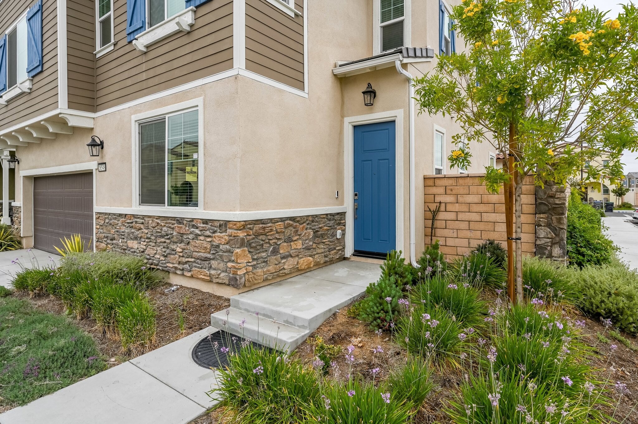 Building Photo - 26549 Brightstone Dr