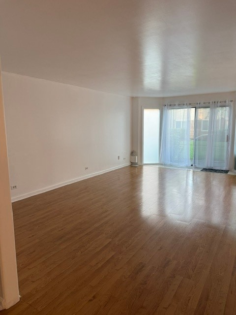 Building Photo - 3008 Roberts Dr
