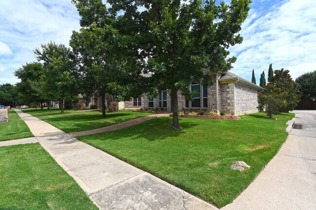 Building Photo - BEAUTIFUL 3 BEDROOM HOME LOCATED IN FRISCO, TEXAS!