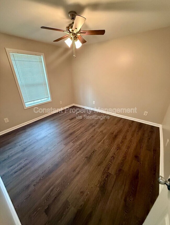 Building Photo - 181 Garrison Rd