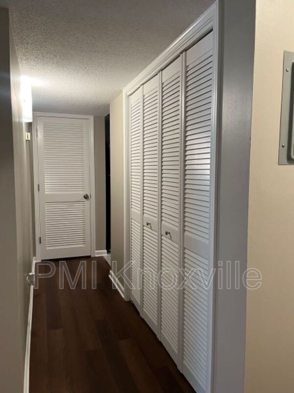 Building Photo - 4818 Cannon Ridge Dr