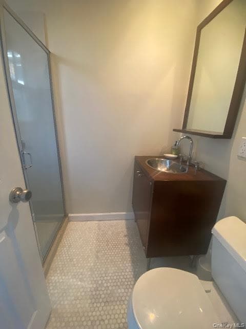 Building Photo - 329 Centre Island Rd