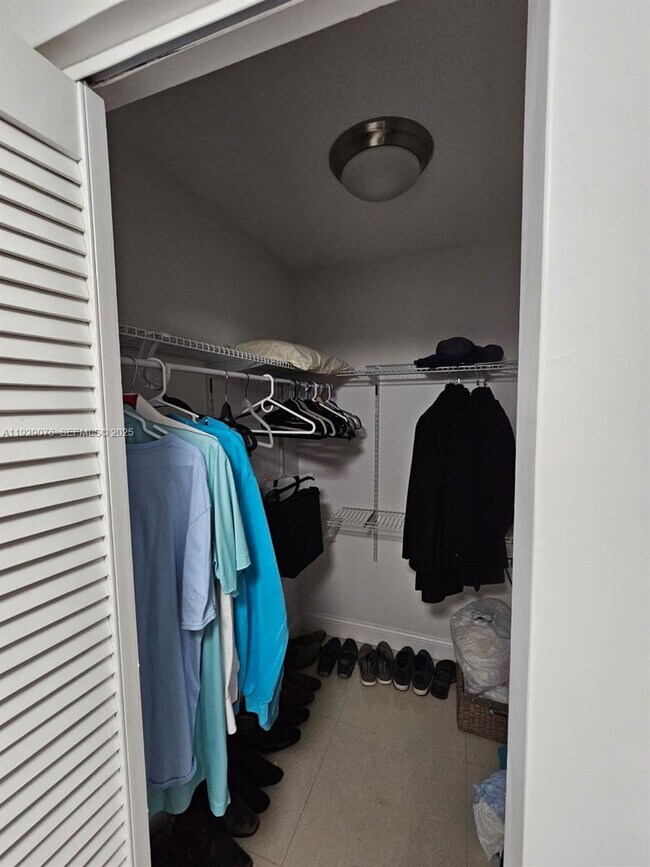 Building Photo - 9273 Collins Ave