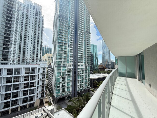 Building Photo - 1100 S Miami Ave