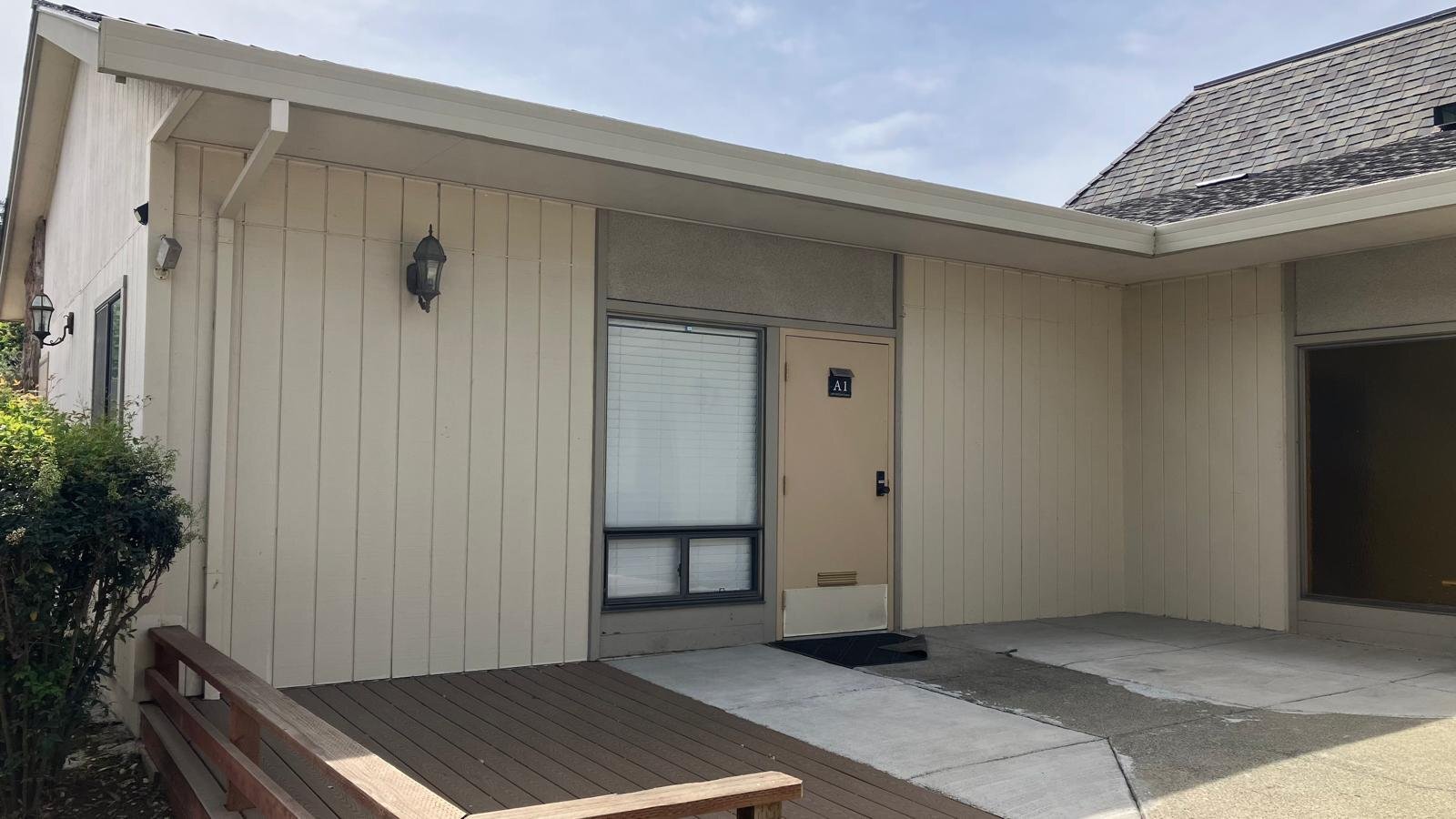 Building Photo - 2400 Old Crow Canyon Rd