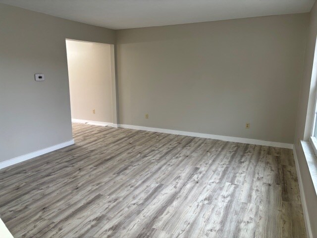 Building Photo - 5305 Big Tyler Rd