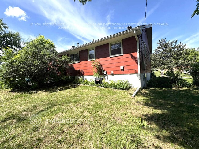 Building Photo - 4616 Rhode Island Ave N