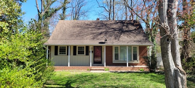 Building Photo - 414 E Radiance Dr