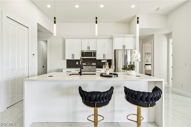 Building Photo - 922 NW 8th Terrace