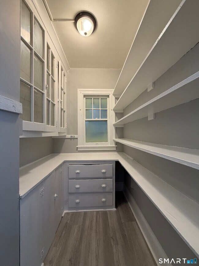 Building Photo - 41-43-43 Hebron St