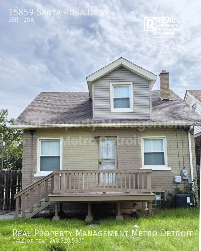 Building Photo - 15859 Santa Rosa Dr
