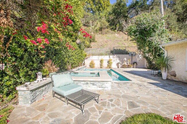 Building Photo - 1628 Benedict Canyon Drive
