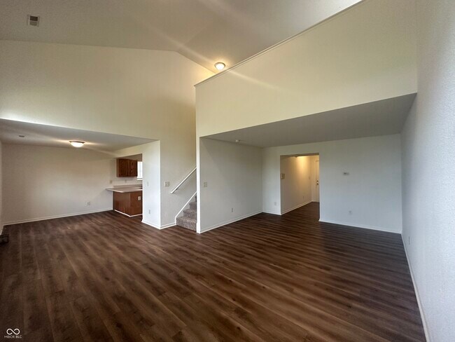 Building Photo - 8125 Maple Stream Ln