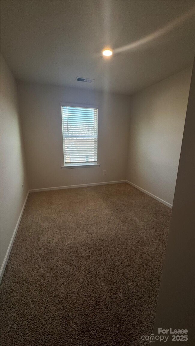 Building Photo - 4116 Lurelin Ln