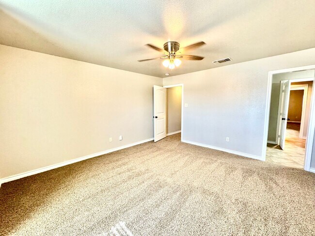 Building Photo - 3 bed 2.5 bath - Cooper ISD