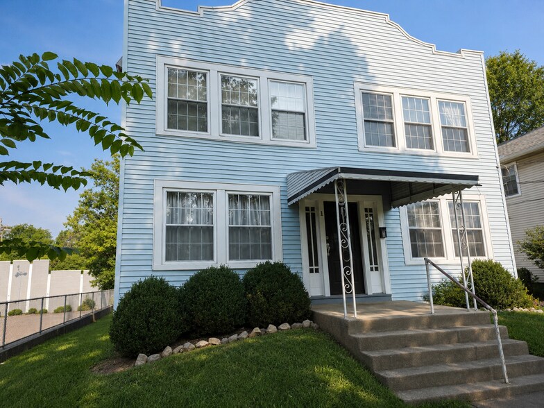 Building Photo - 1 Springfield Pike