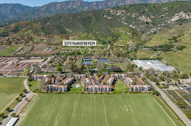 Building Photo - "Charming Waterfront Retreat: Fully Furnished 1-Bedroom with Pool in Carpinteria!"