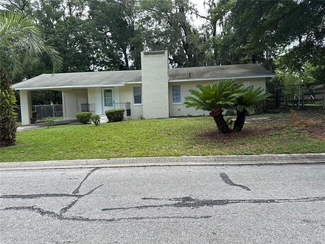 Primary Photo - 2817 NE 18th Ave