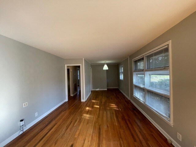 Building Photo - 184 Wheeler Ave