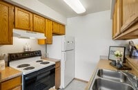 La Maisonnette Apartments - Kitchen - La Maisonnette