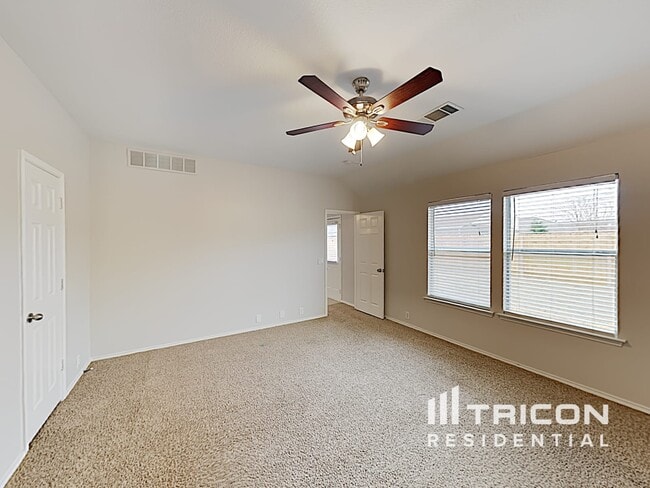 Building Photo - 125 Bison Meadow Dr