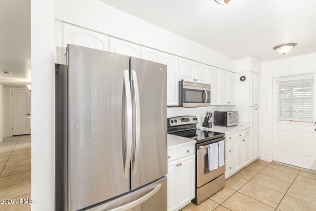 Building Photo - 3312 S Ventura Dr
