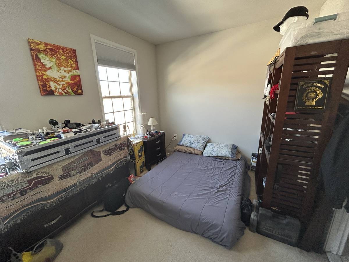 Building Photo - 8203 Hollow Ct