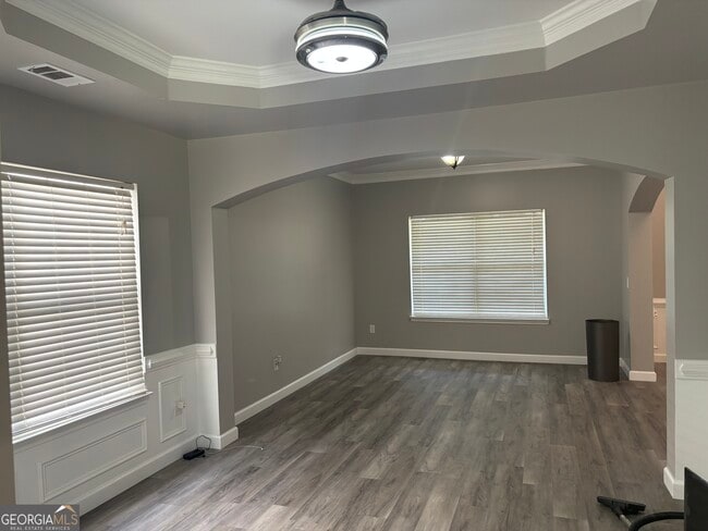 Building Photo - 7742 Parkside Dr