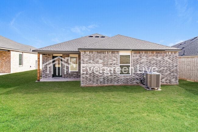 Building Photo - 1833 Rock Elm Dr