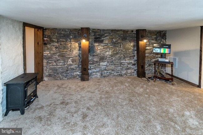 Building Photo - 59 S Franklin St