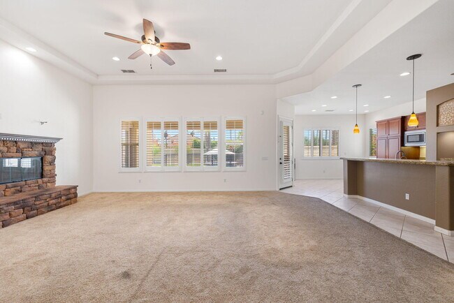 Building Photo - 145 Bellini Way