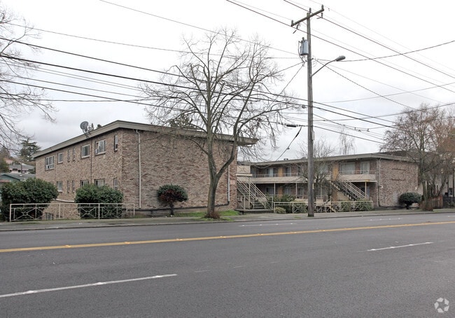 Primary Photo - J & E Apartments