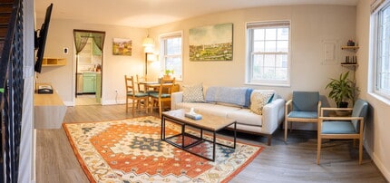 Building Photo - 2327 Glendale Terrace