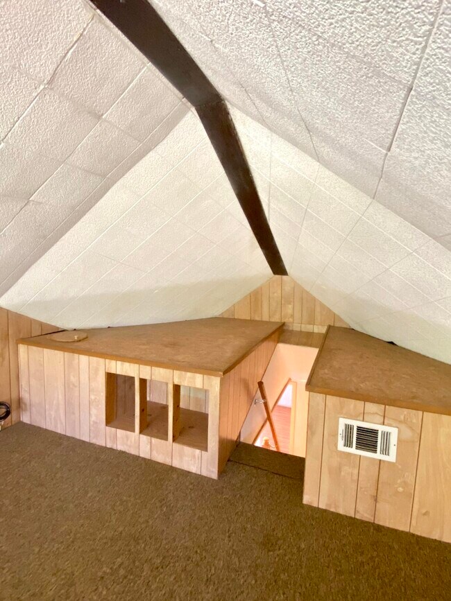 Building Photo - 4069 Christopher Ln