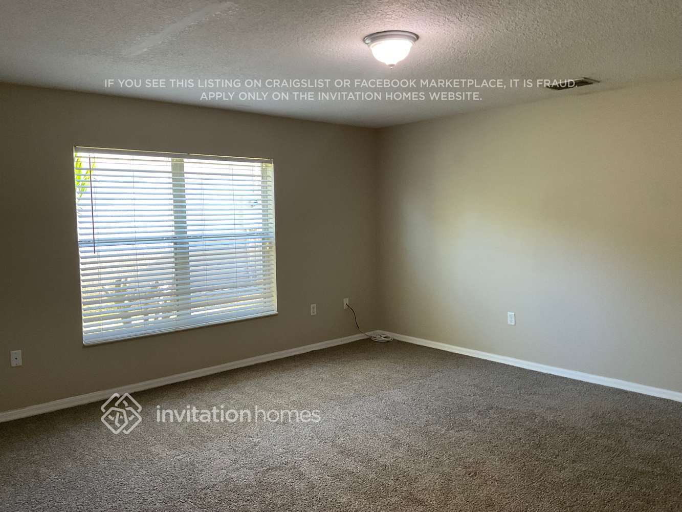 Building Photo - 3174 Burdock Ave