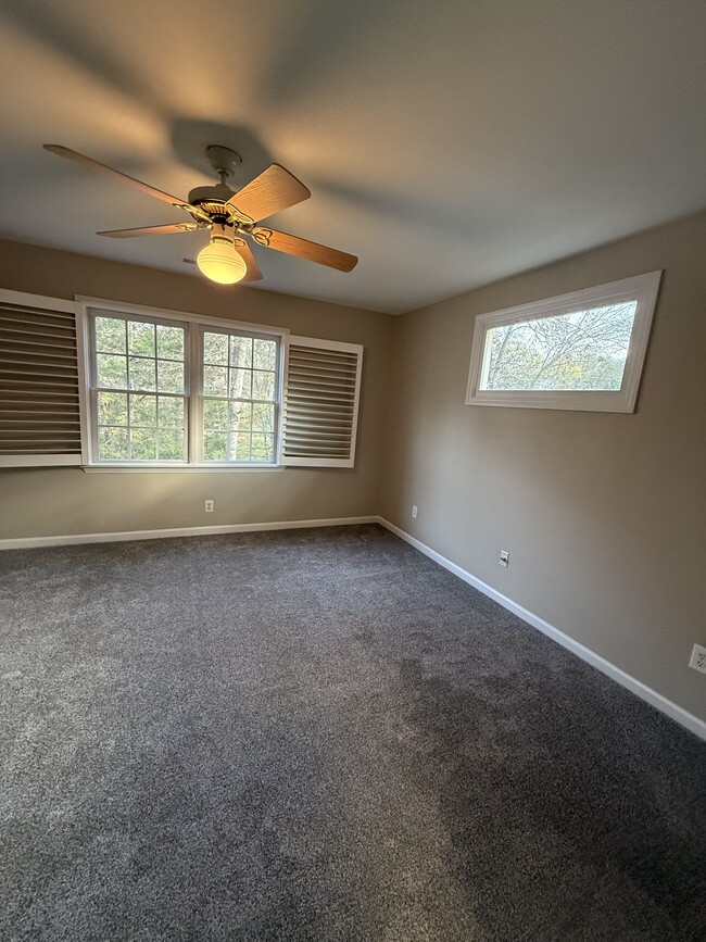 master bedroom - 110 Sudbury Ln