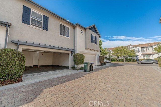 Building Photo - 3359 Via Sienna